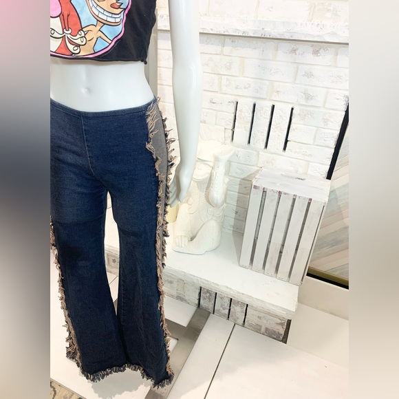 Y2K stretchy hip hugger tassel fringe western flair jeans - Picture 3 of 11